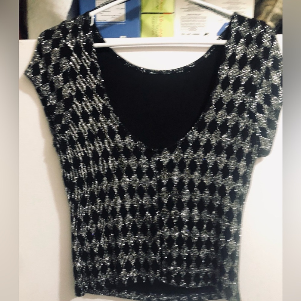 JR Nites beautiful evening special event top. Black and bling silver M